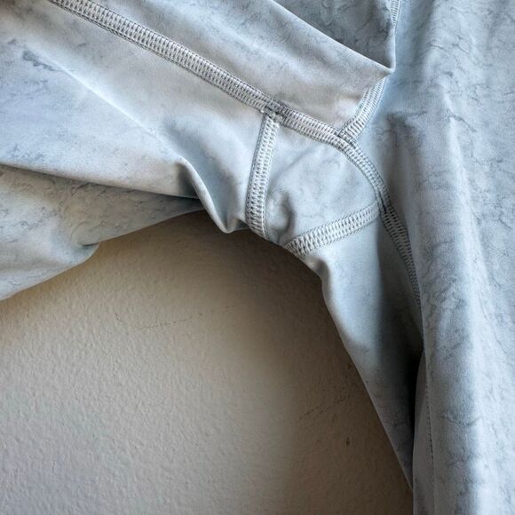 Lululemon Fast and Fre Short 10" City Grit White Blue Fog Size 2 XS W7BKCS - Picture 2 of 5